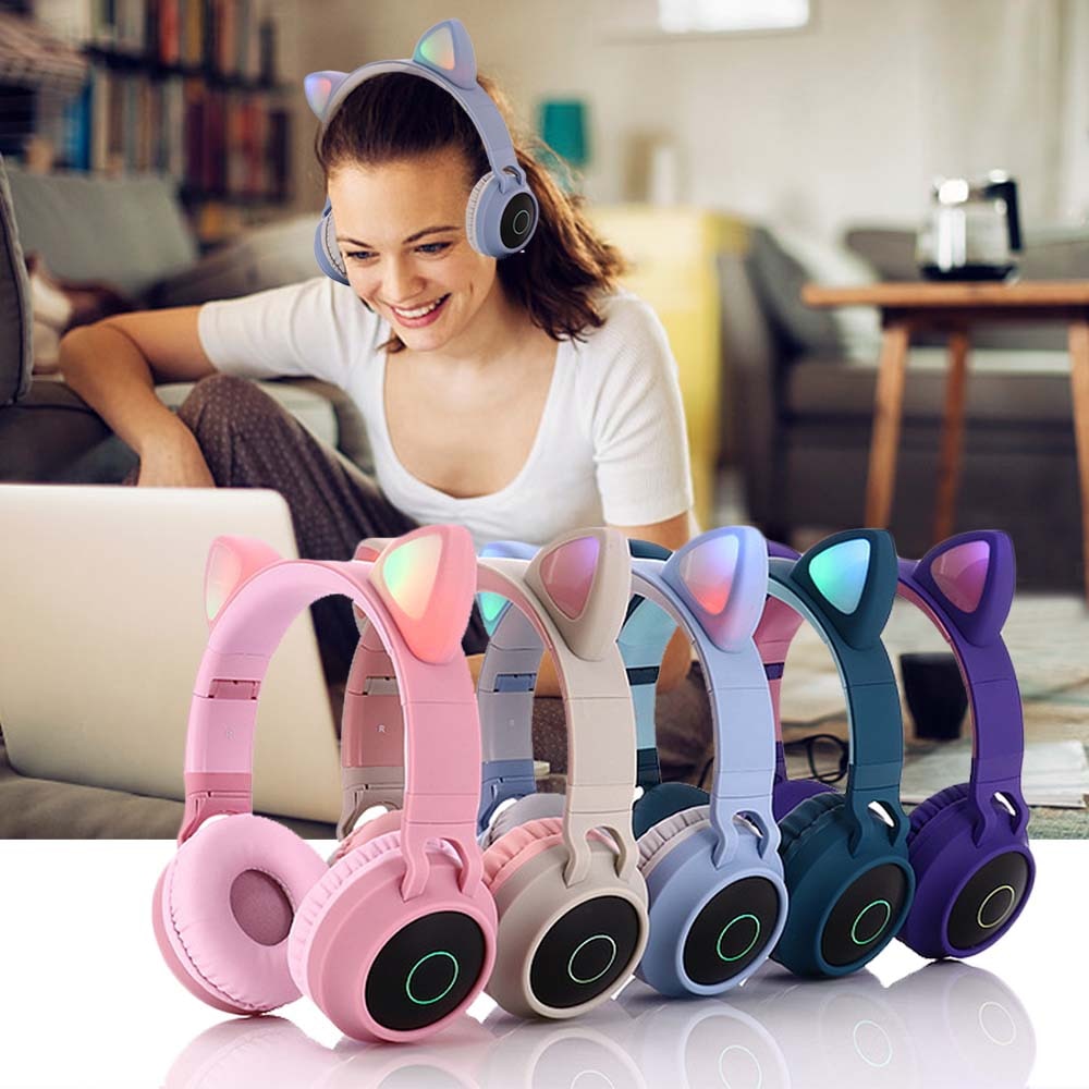 Stylish Cat Glowing Light Handsfree Wireless Headphones with mic